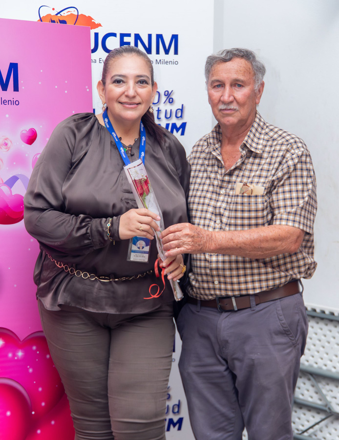 dia de la madre 2025 ucenm honduras