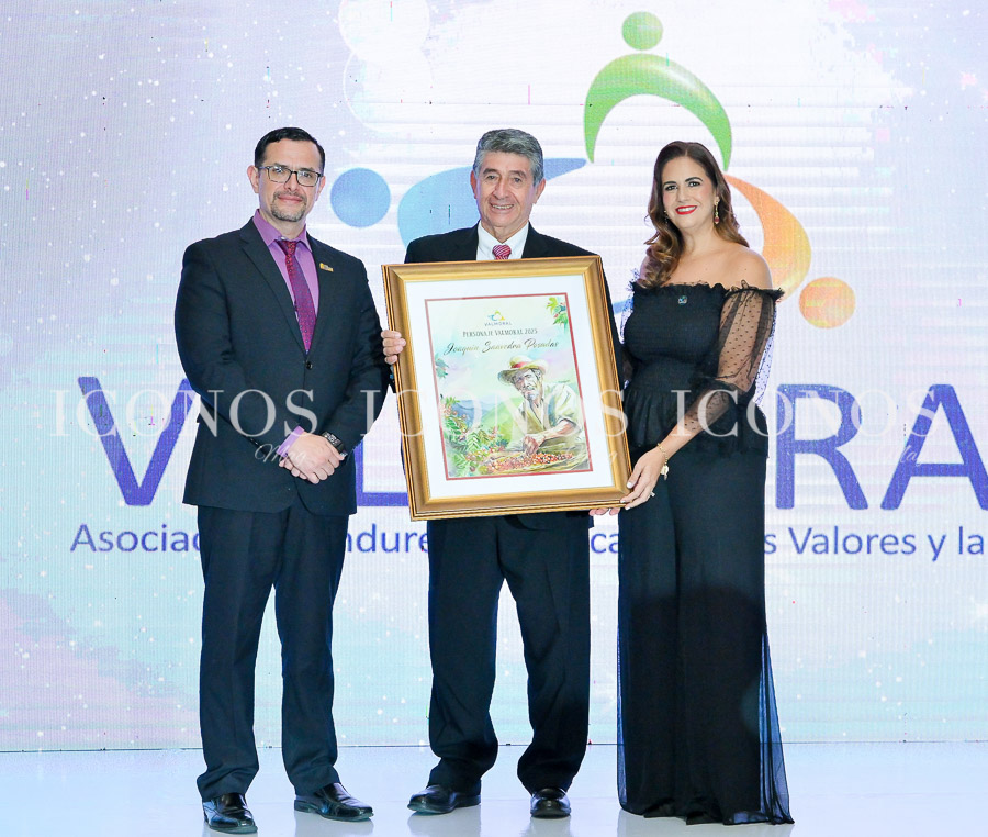 premiacion personaje valmoral honduras 2025