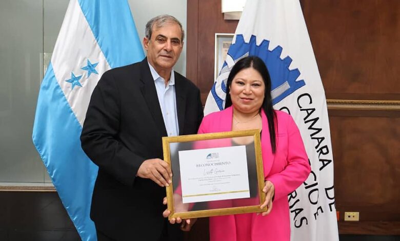PORTADA Reconocimiento periodista Lisseth García by CCIC Honduras