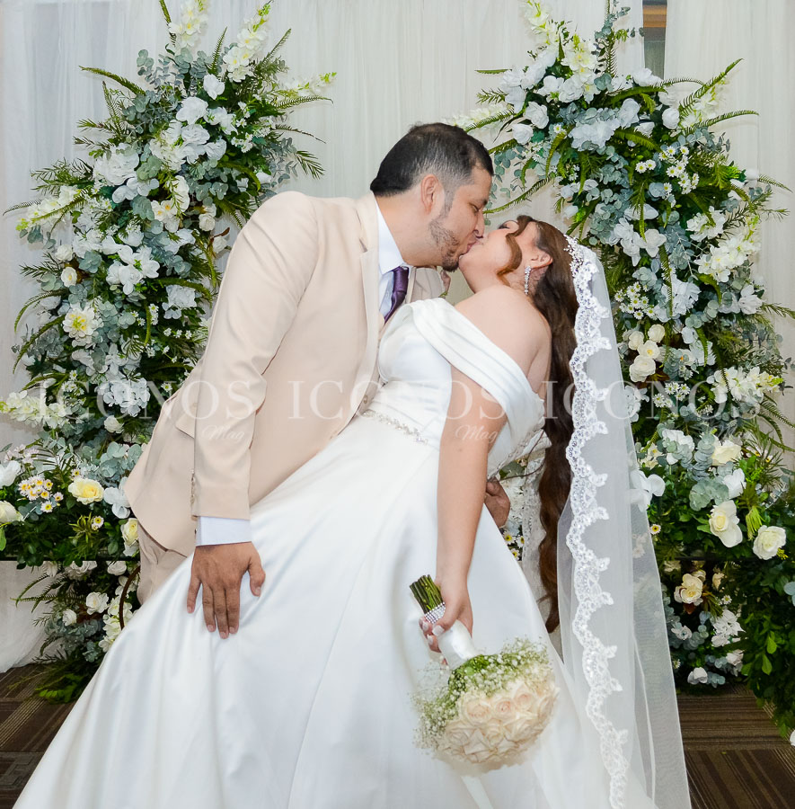 boda andrea victoria amador sabillon y bryan josue caballero melendez