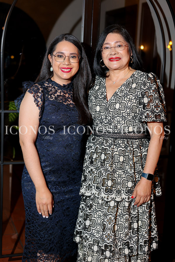 Boda civil Nidia Alejandra Canales y Luis Carlos Cortéz