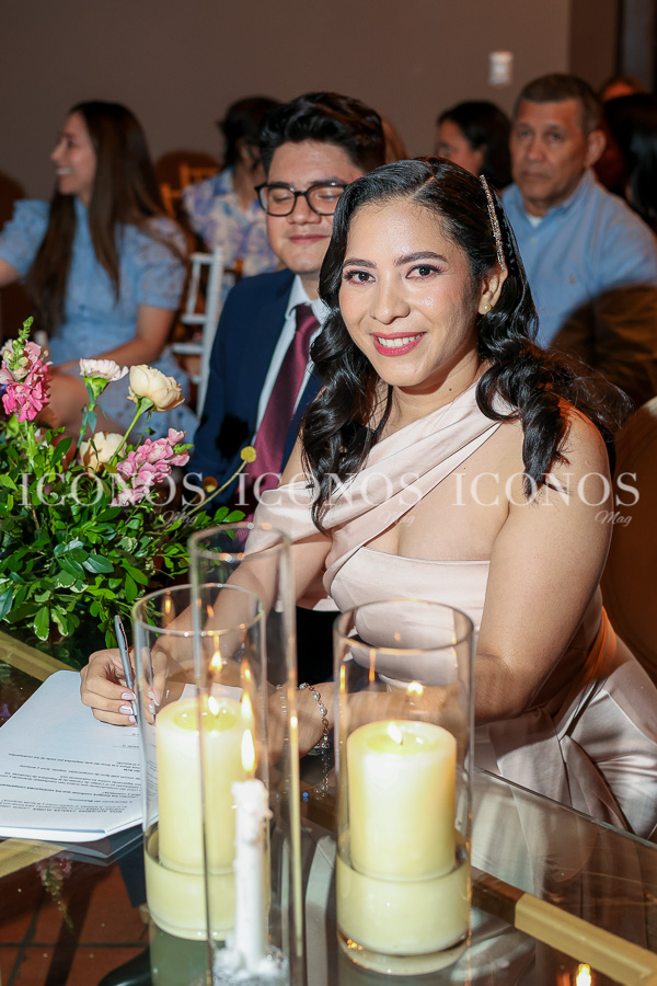 Boda civil Nidia Alejandra Canales y Luis Carlos Cortéz