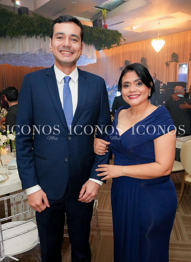 boda religiosa lauren michelle cardona almendarez y hector david aguilar gonzalez