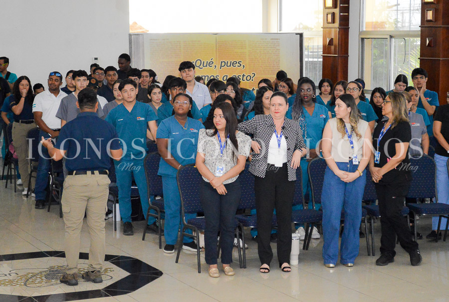 celebracion dia del estudiante 2025 universidad cristiana evangelica nuevo milenio ucenm honduras