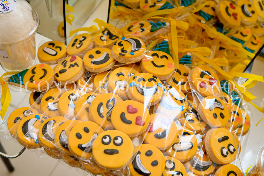 emoji world 2025 bac honduras y mall multiplaza tegucigalpa