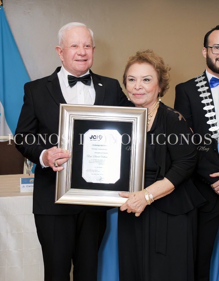 homenaje roger danilo valladares jci camara junior san pedro sula honduras