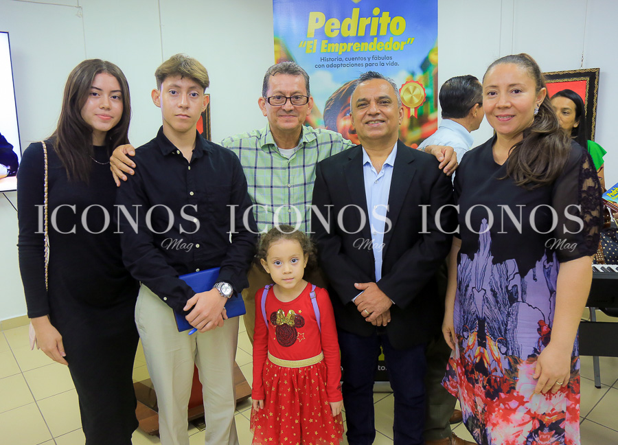 presentacion libro 2025 alianza francesa honduras