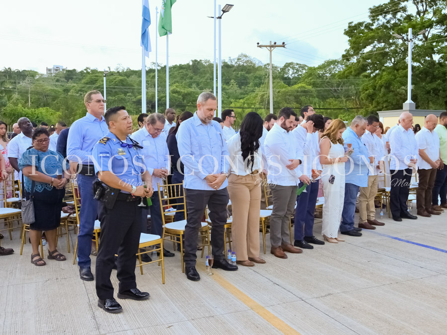 apertura edificio uth roatan by uth honduras parte 2