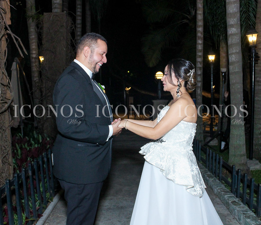 boda evelyn melissa munoz garmendia y paolo alfredo alvarado suarez