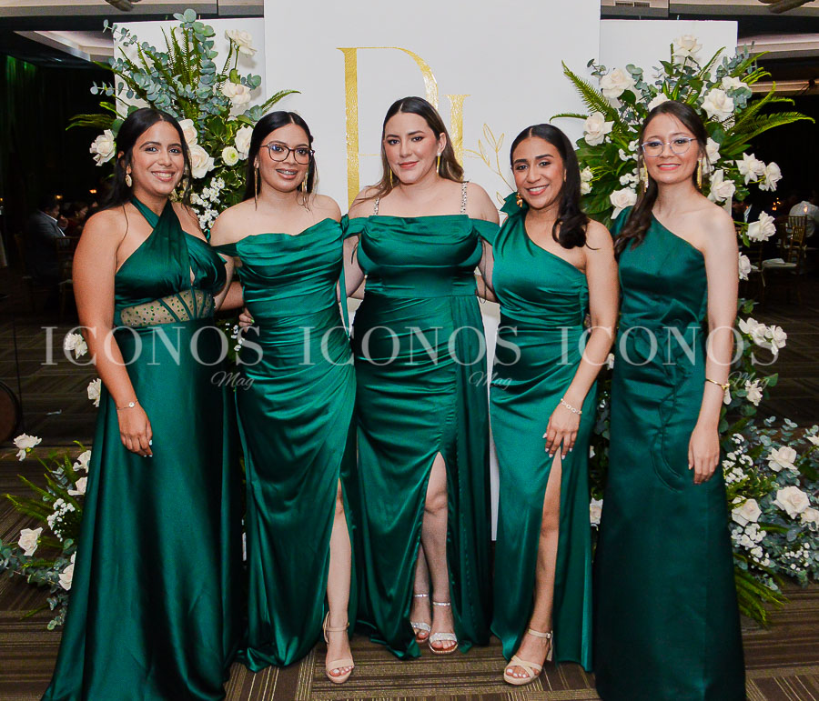 Jennifer Elizabeth López Manzanares y Arturo Paz Noriega