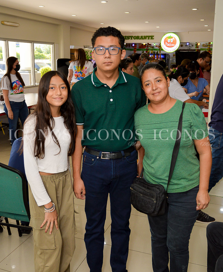 campana de vacunacion 2025 by uth honduras