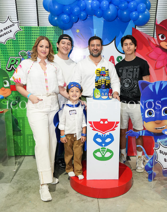 cumpleanos nicolas bendana lozano san pedro sula honduras