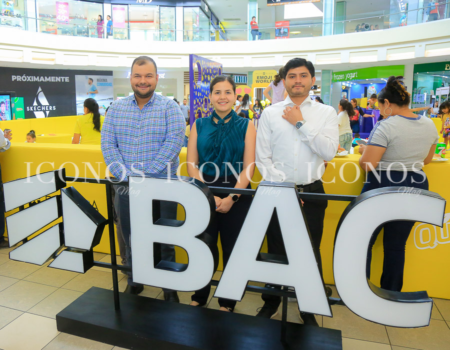 Inauguración Emoji World 2025 mall Multiplaza Honduras