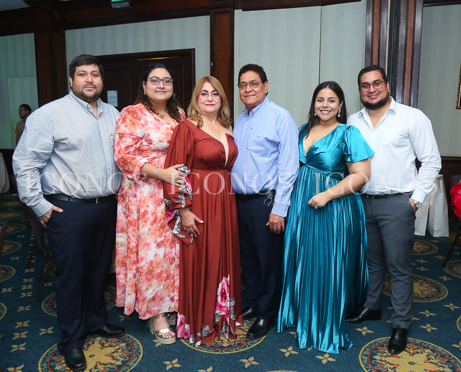 Nelly Sosa y Amelia Arita