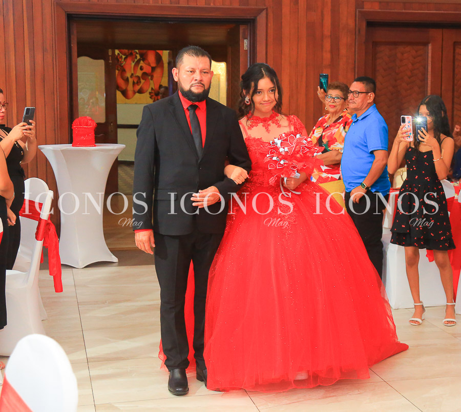 quince años angie paola perez vasquez
