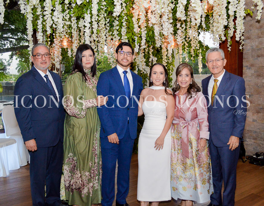 Nicole Andrea Torres López y Ricardo Manuel Ramos Zerón