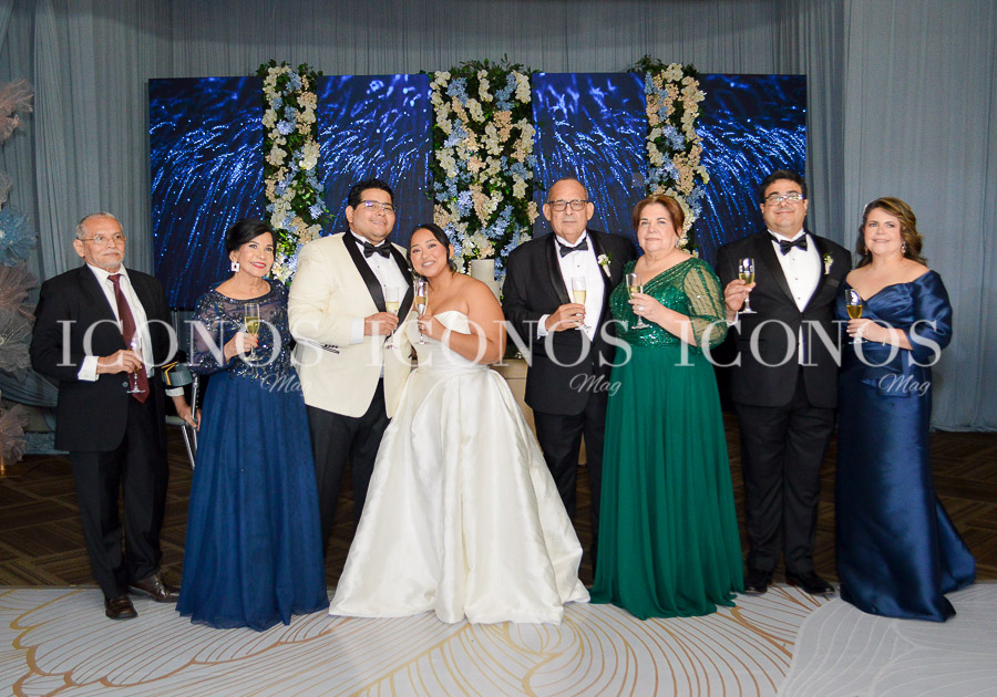 boda corina menjivar arriaga y jose espinoza diaz