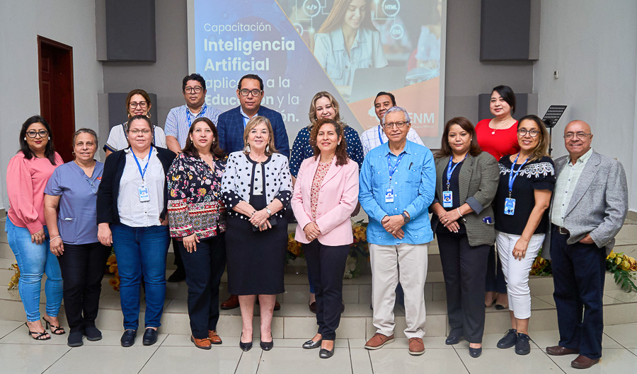 capacitacion inteligencia artificial ucenm honduras