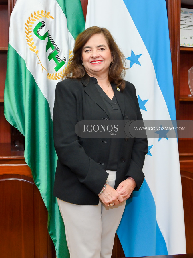 firma convenio uth honduras y bac latam