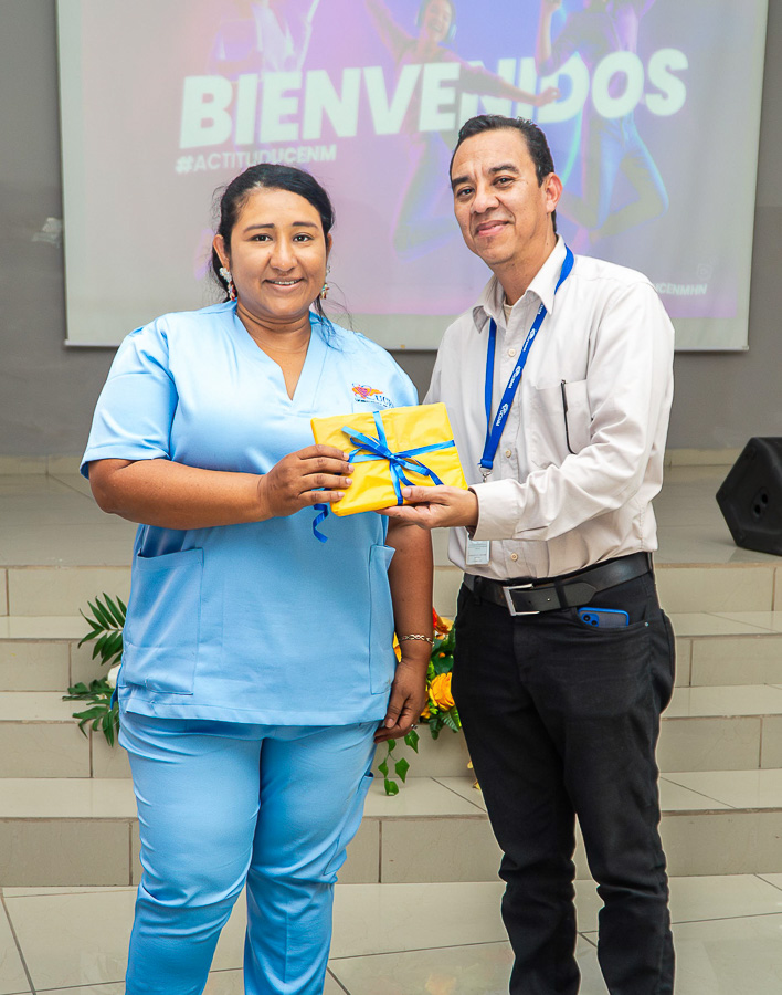 inicio clases modalidad fin de semana ucenm honduras