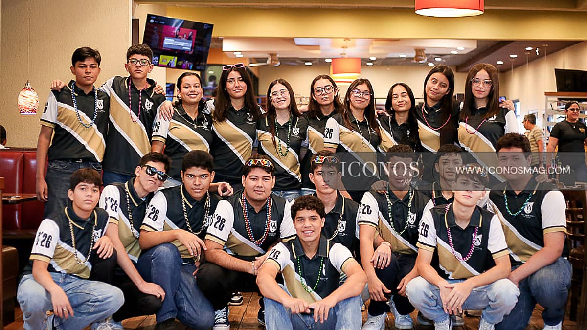 SEGUNDA PARTE La entrada de los <em>Seniors Huskies</em> 2026<em> by Villasturias Academy</em> San Pedro Sula