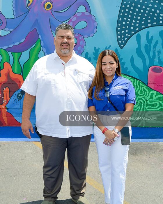 PORTADA Mural Roatn Marine Park supermercados Colonial