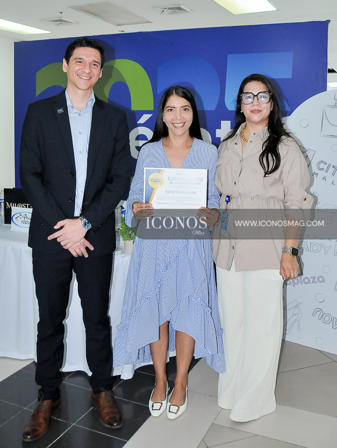 graduacion programa superate corporacion lady lee