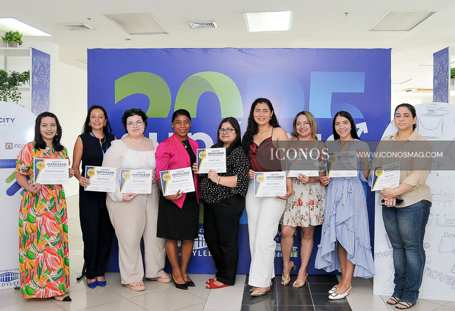 graduacion programa superate corporacion lady lee