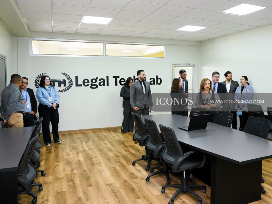 inauguracion laboratorio legaltech uth tegucigalpa
