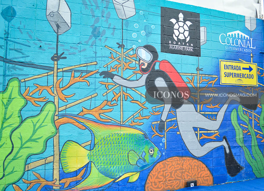 inauguracion mural roatan marine park supermercados colonial