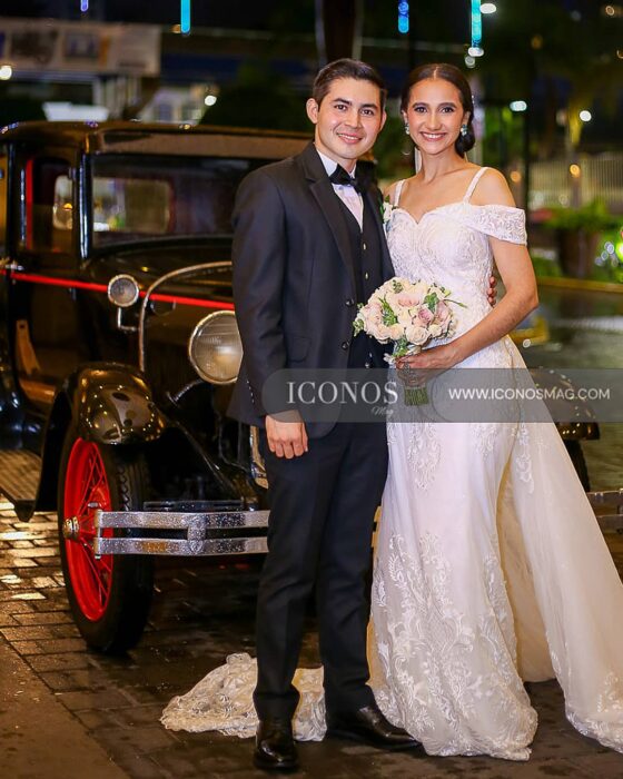 PORTADA boda Yessy Yariela Sanchez y Kevin Rolando Zuniga