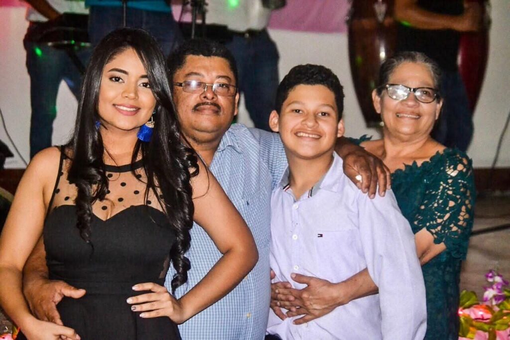 Cintia Etelinda Granados Paz y Jenrry Doney Uyoa Velásquez