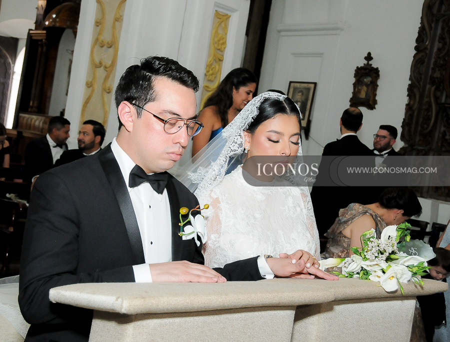 boda sofa isabel fuentes zavala y allan roberto nunez gomez