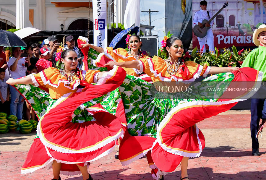 caravana identidad el paraiso