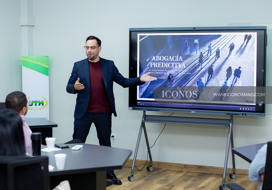 conferencia abogacia predictiva big data ia uth honduras