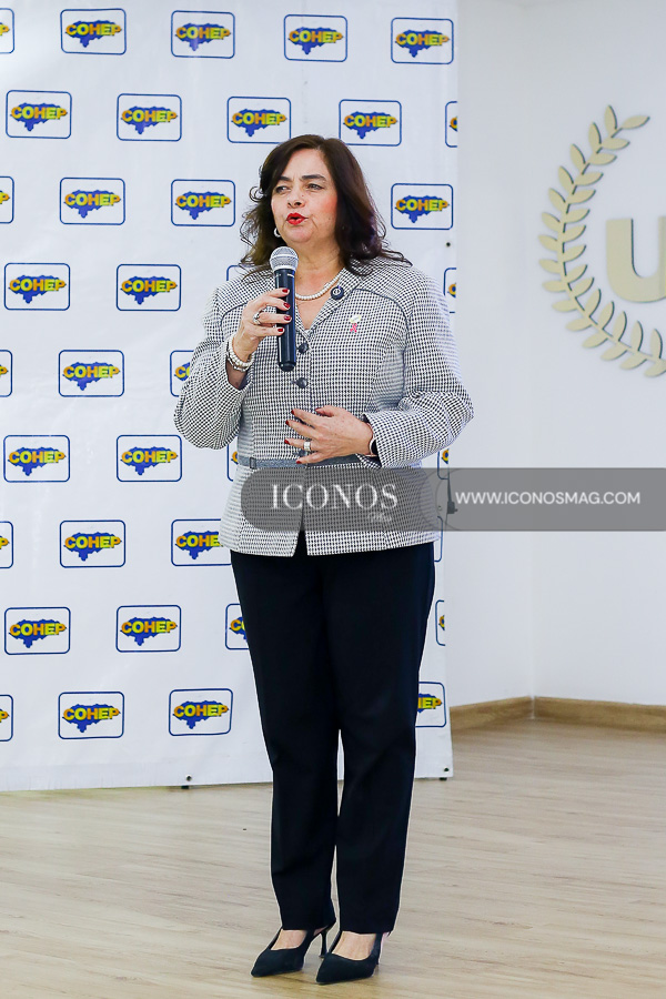 dialogo uth de empresarios y jovenes universitarios by cohep y uth