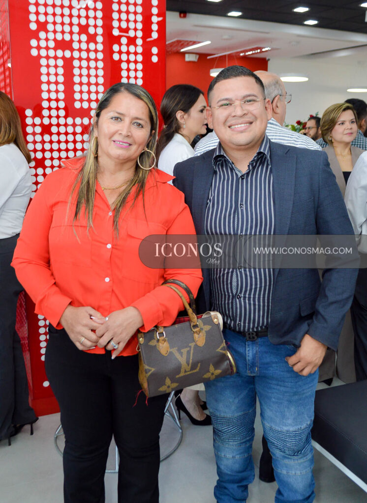 inauguracion sucursal banco atlantida honduras plaza mazdeval