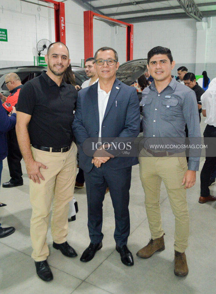 lanzamiento tecnico en sistemas automotrices by uth honduras