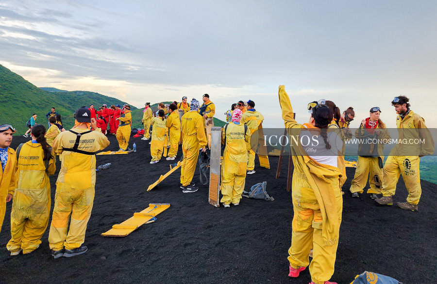 sandbording en cerro negro nicaragua