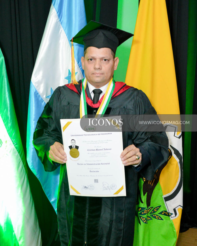 graduacion by uth san pedro sula