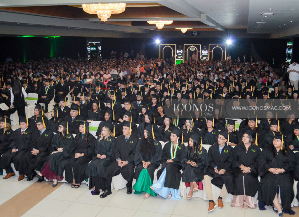 graduacion by uth san pedro sula