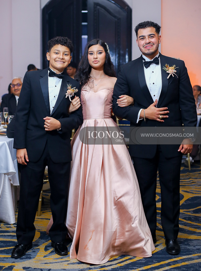 Boda Ana Gissel Duron y Sergio Eduardo Castillo y chejo