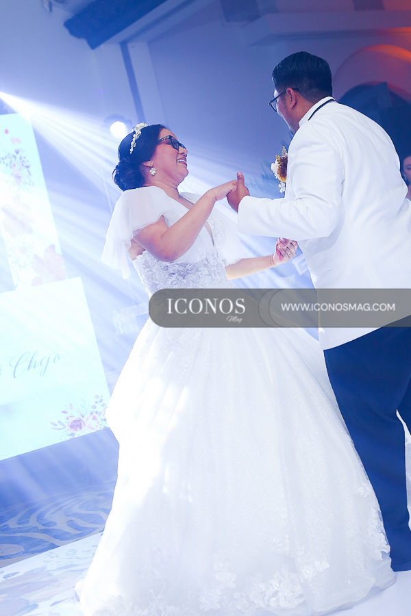 Boda Ana Gissel Duron y Sergio Eduardo Castillo y chejo