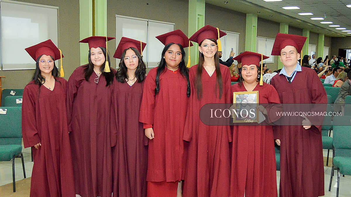 CUARTA PARTE La graduación 2025 <em>by Iberoamericana School and Institute</em>