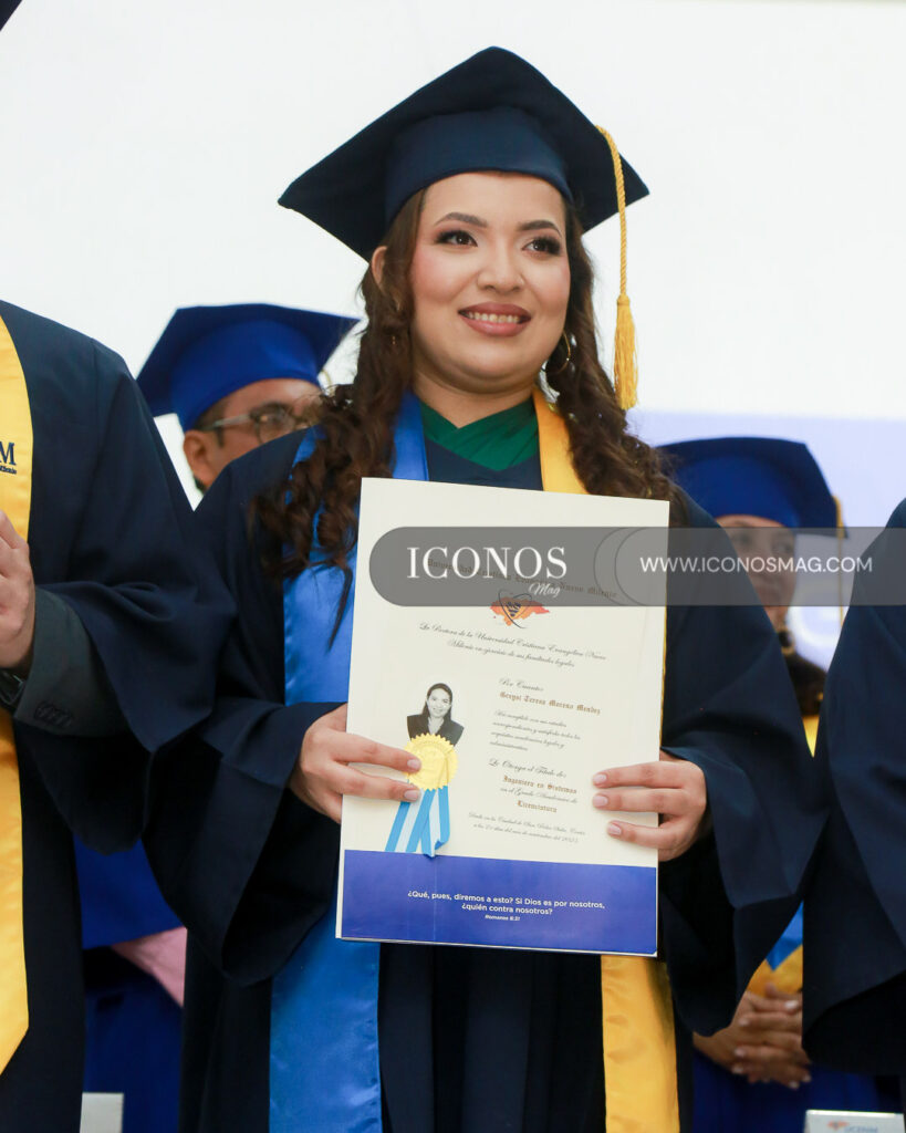 centesima decima cuarta graduacion by ucenm honduras