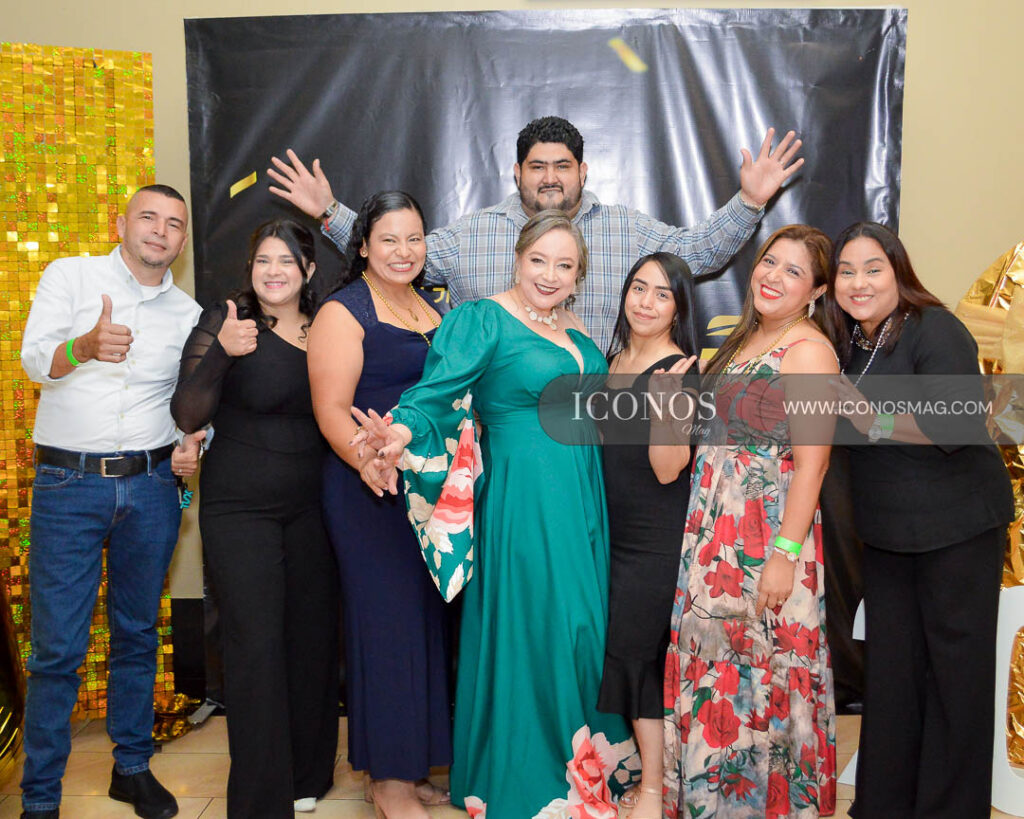 fiesta navidena grupo macdel honduras