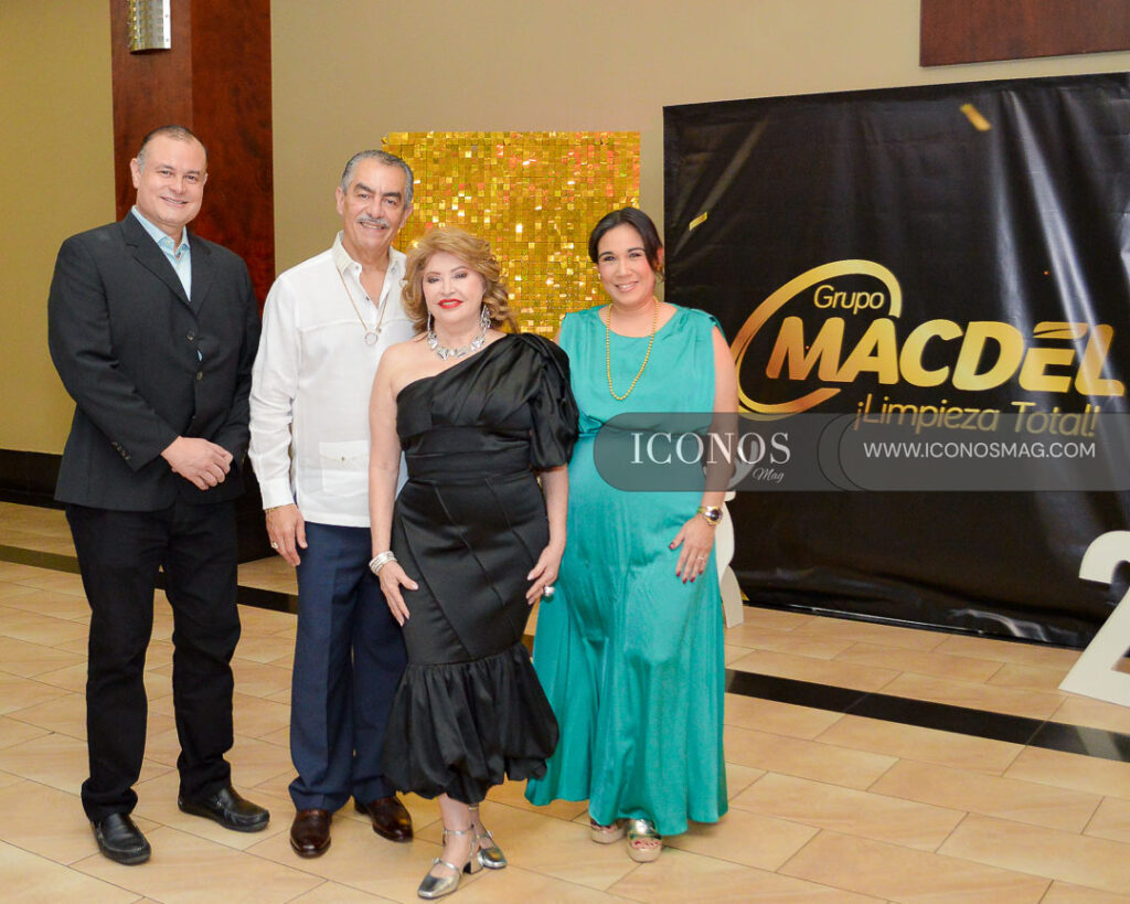 fiesta navidena grupo macdel honduras