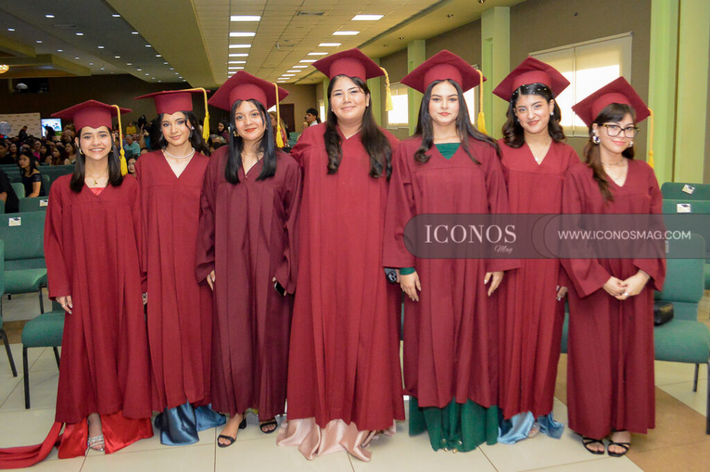 graduacion iberoamericana bilingual school