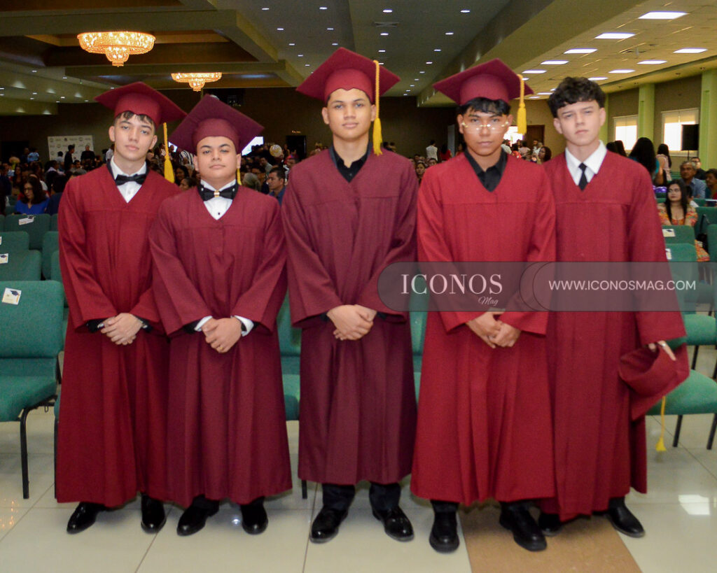 graduacion iberoamericana bilingual school