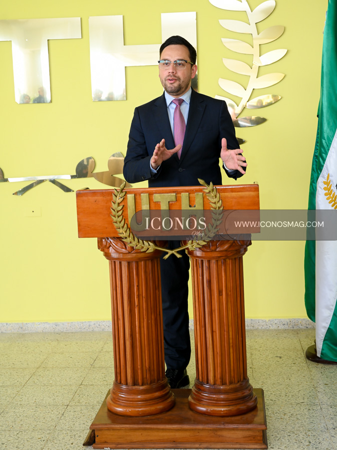 inauguracion ia center uth honduras